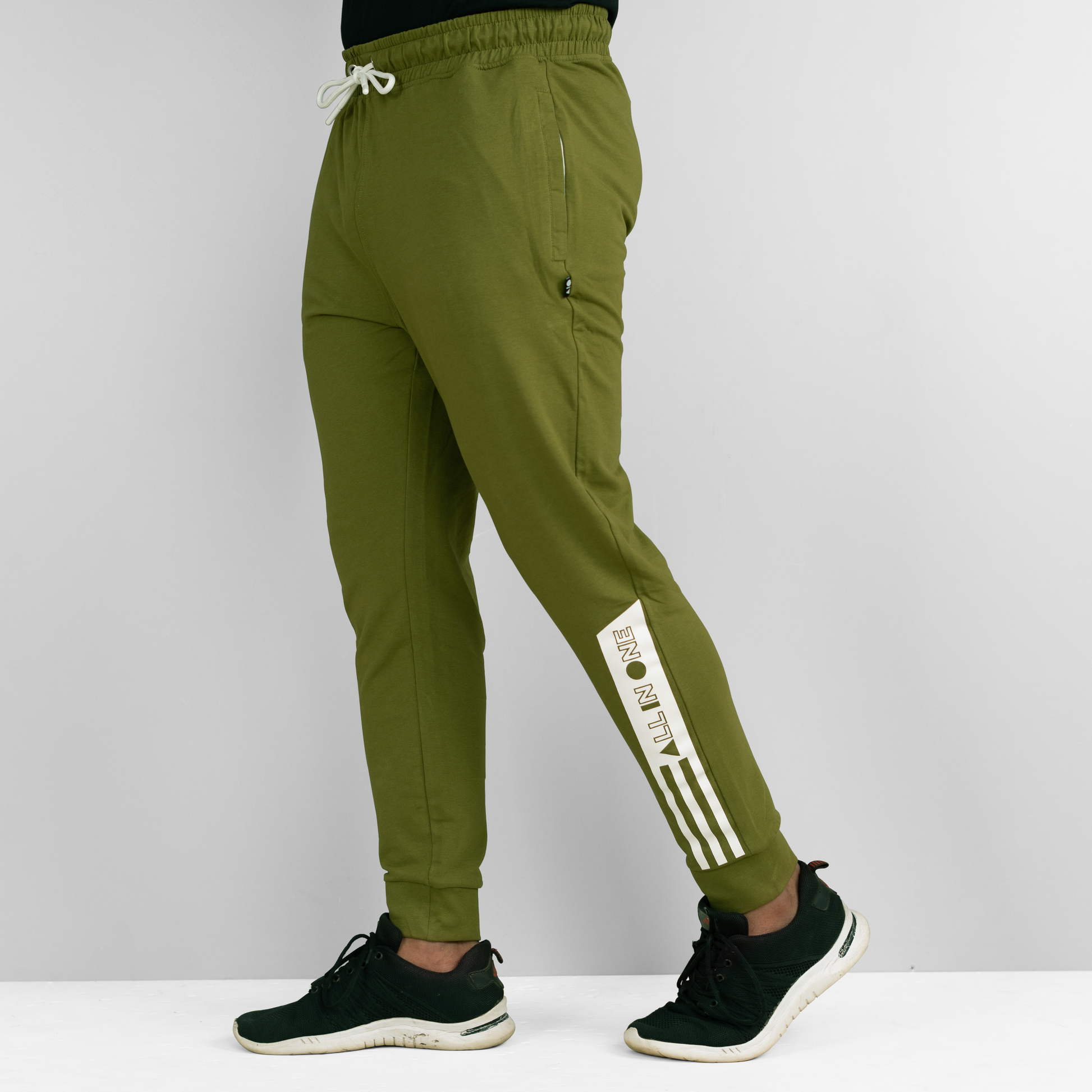 All top cotton joggers